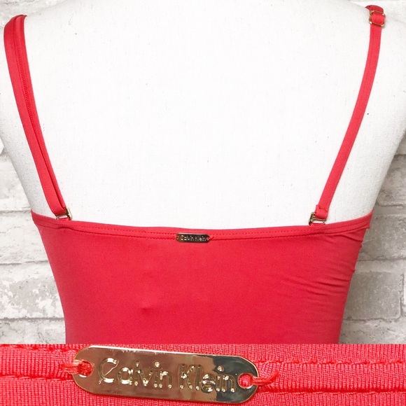 CALVIN KLEIN | Red Tankini Twist Bandeau Swimsuit Top Medium - Picture 5 of 10